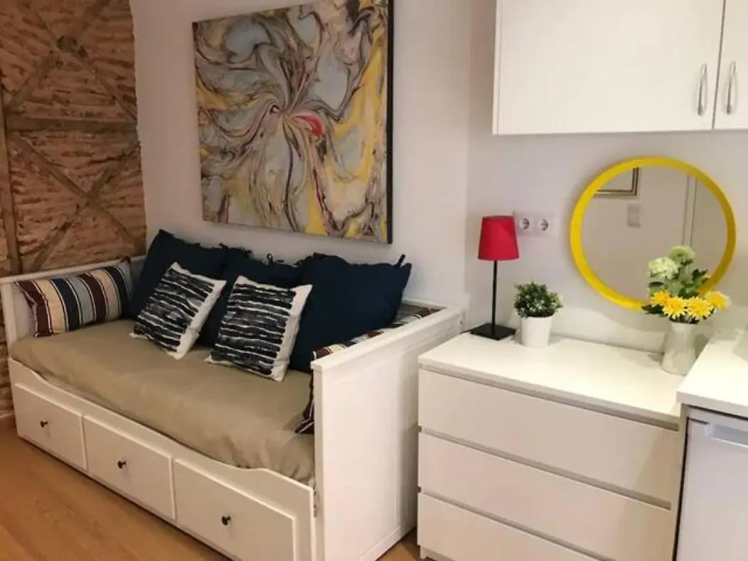 Bairro Alto Nest Studios Lisbon 0*,