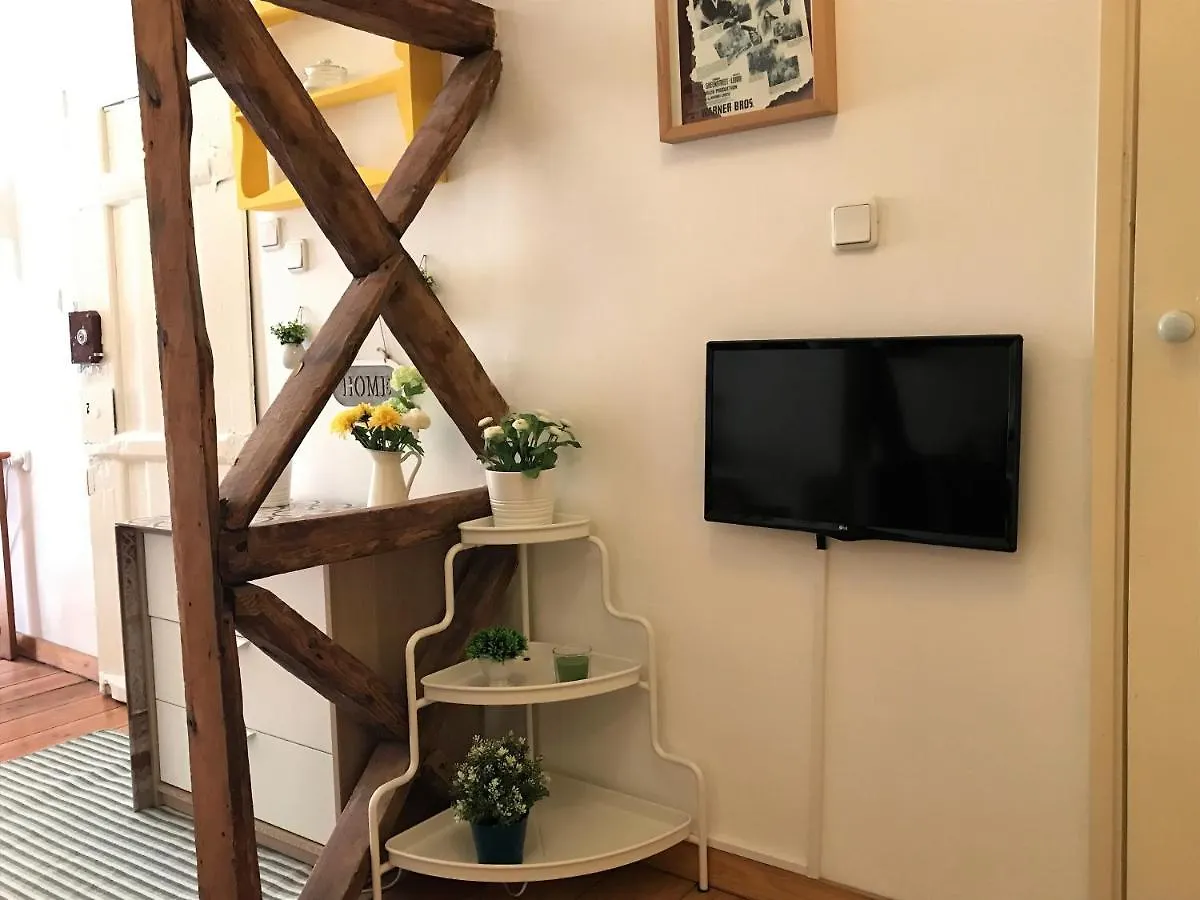Bairro Alto Nest Studios Lisbon
